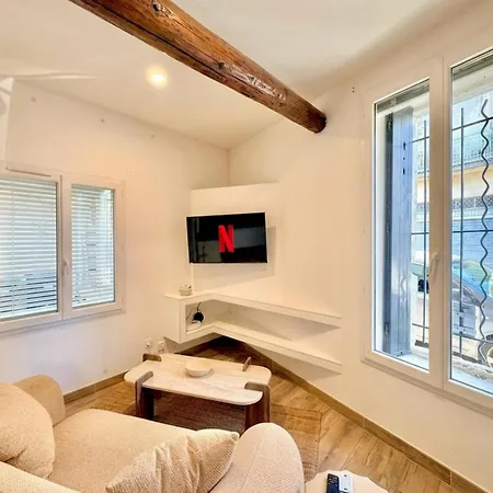 Duplex Central, 2 Personnes, Centre-ville, Lit 180x200 *